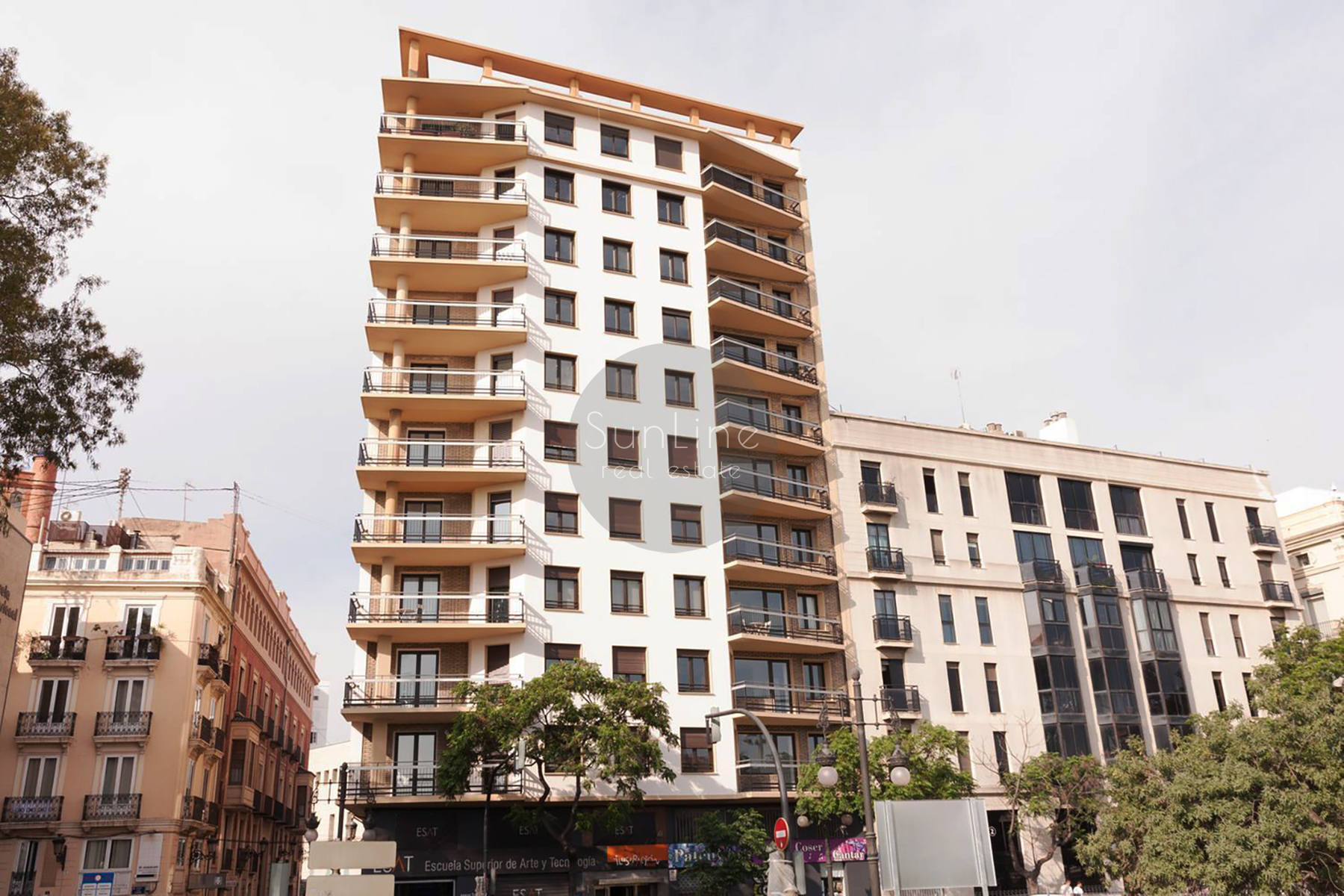 Apartamento con vistas panorámicas a los jardines de Turia en el centro de Valencia