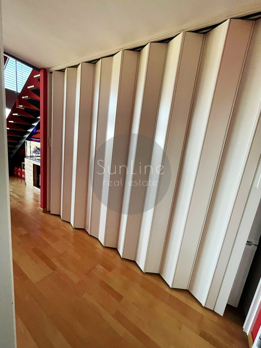 Apartamento dúplex de diseño con piscina en Burjassot