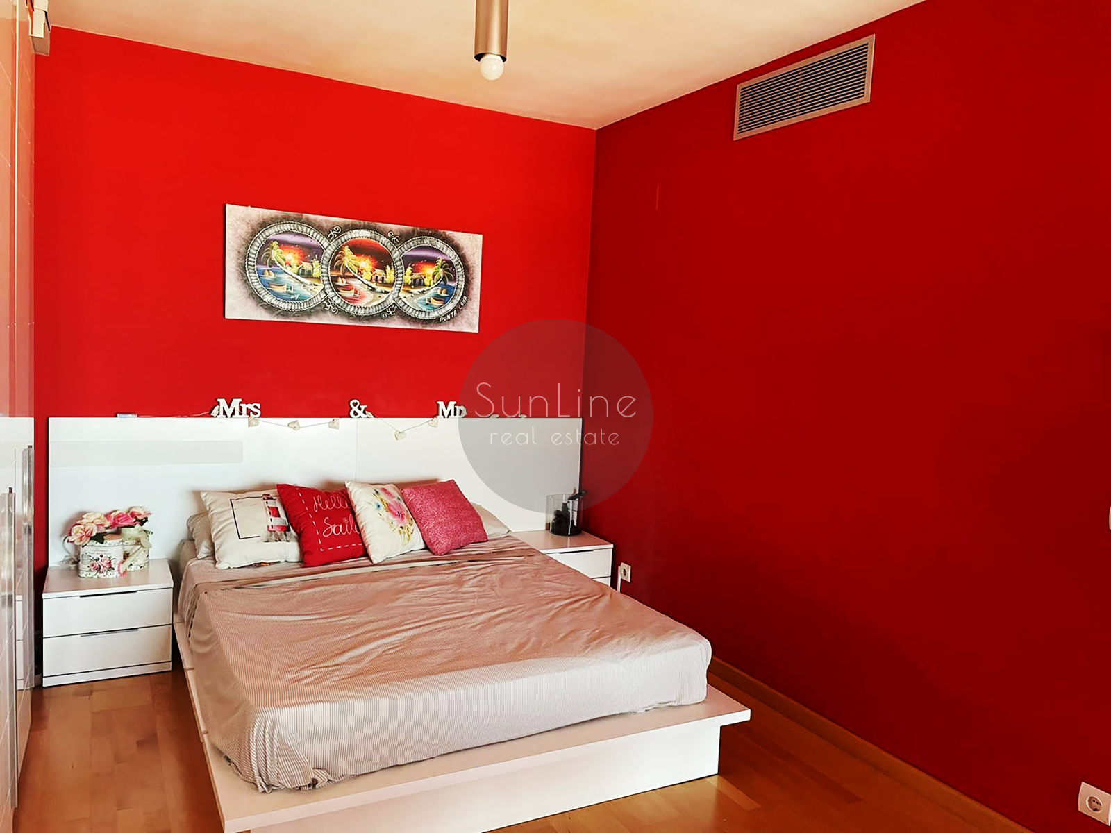 Apartamento dúplex de diseño con piscina en Burjassot