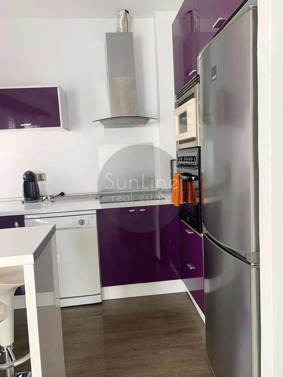 Apartamento con balcón y terraza independiente en la zona de El Botànic