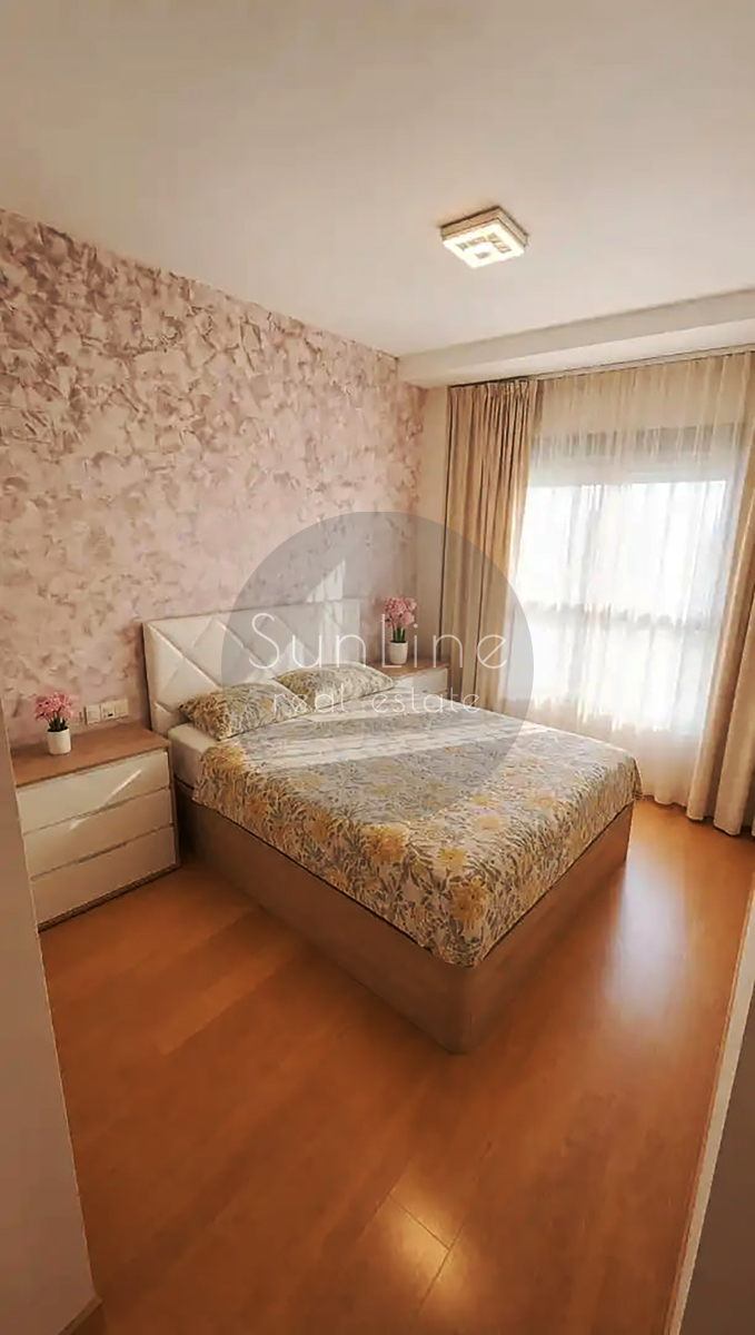 Apartment with 4 bedrooms, pool and 2 parking spaces in La Pobla de Vallbona