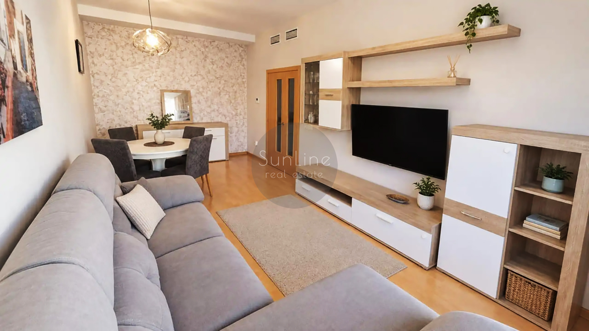 Apartment with 4 bedrooms, pool and 2 parking spaces in La Pobla de Vallbona