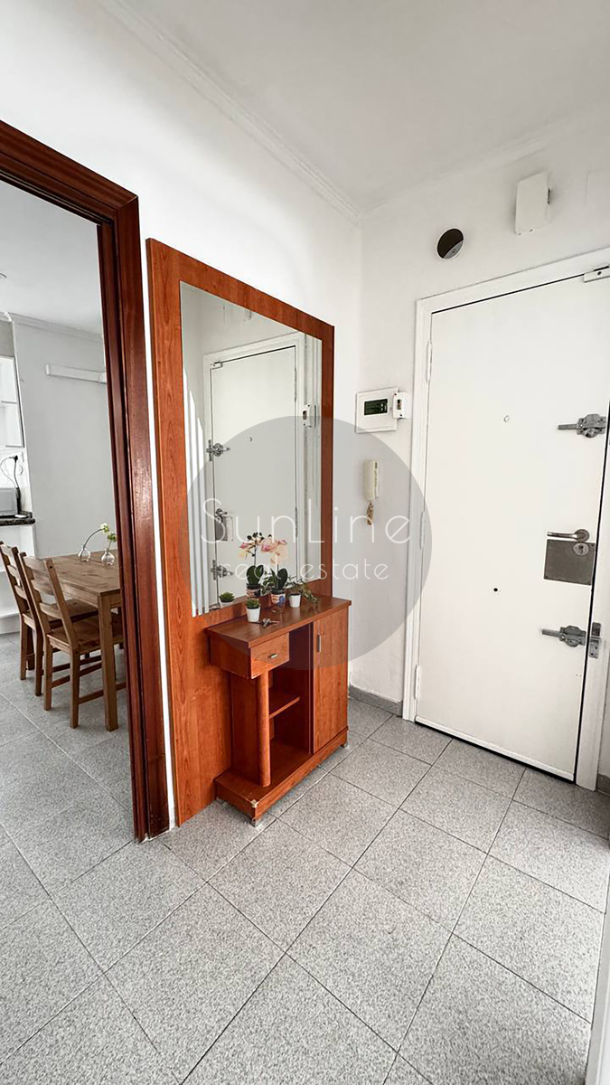 Rent of a furnished apartment with 3 bedrooms and storage room in Quatre Carreres