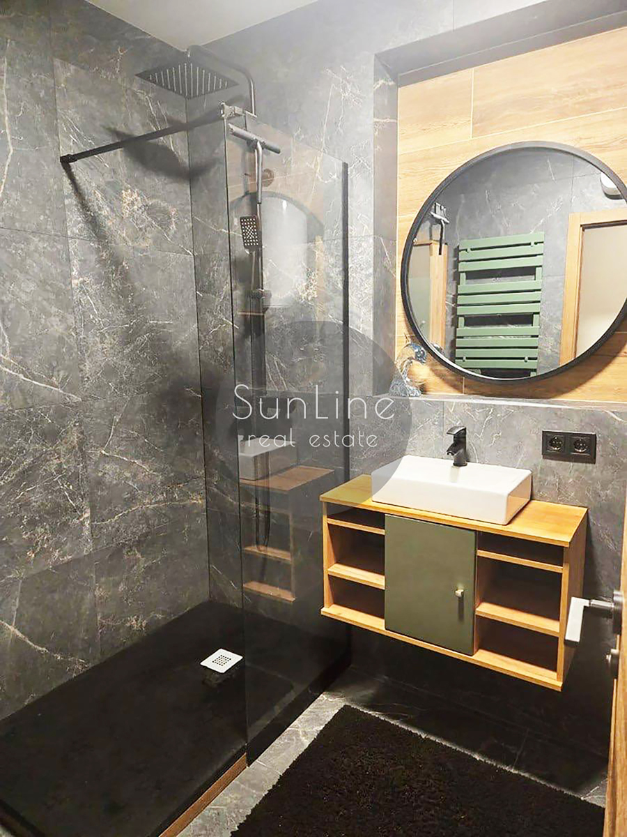 Bright and stylish apartment in Benimámet. 60 m² with furniture and elevator just steps from the metro