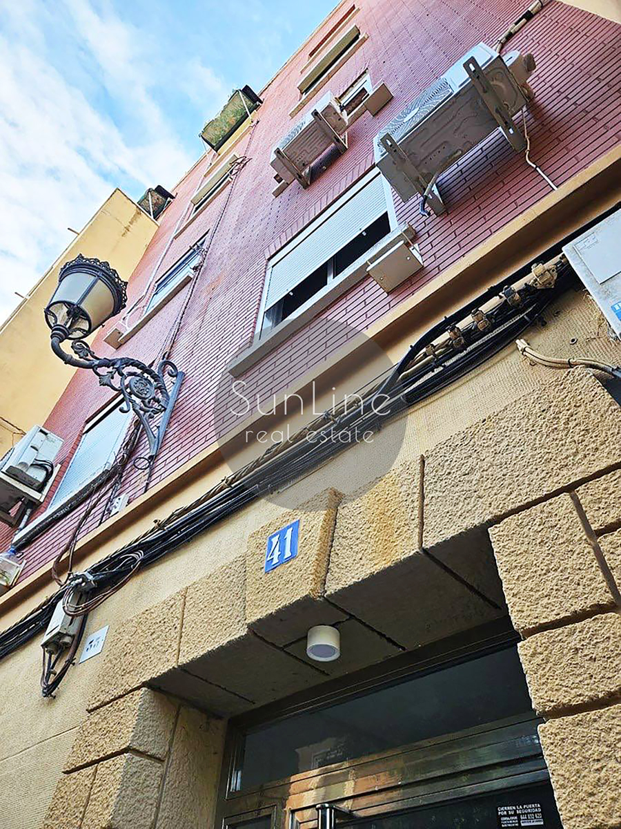 Bright and stylish apartment in Benimámet. 60 m² with furniture and elevator just steps from the metro