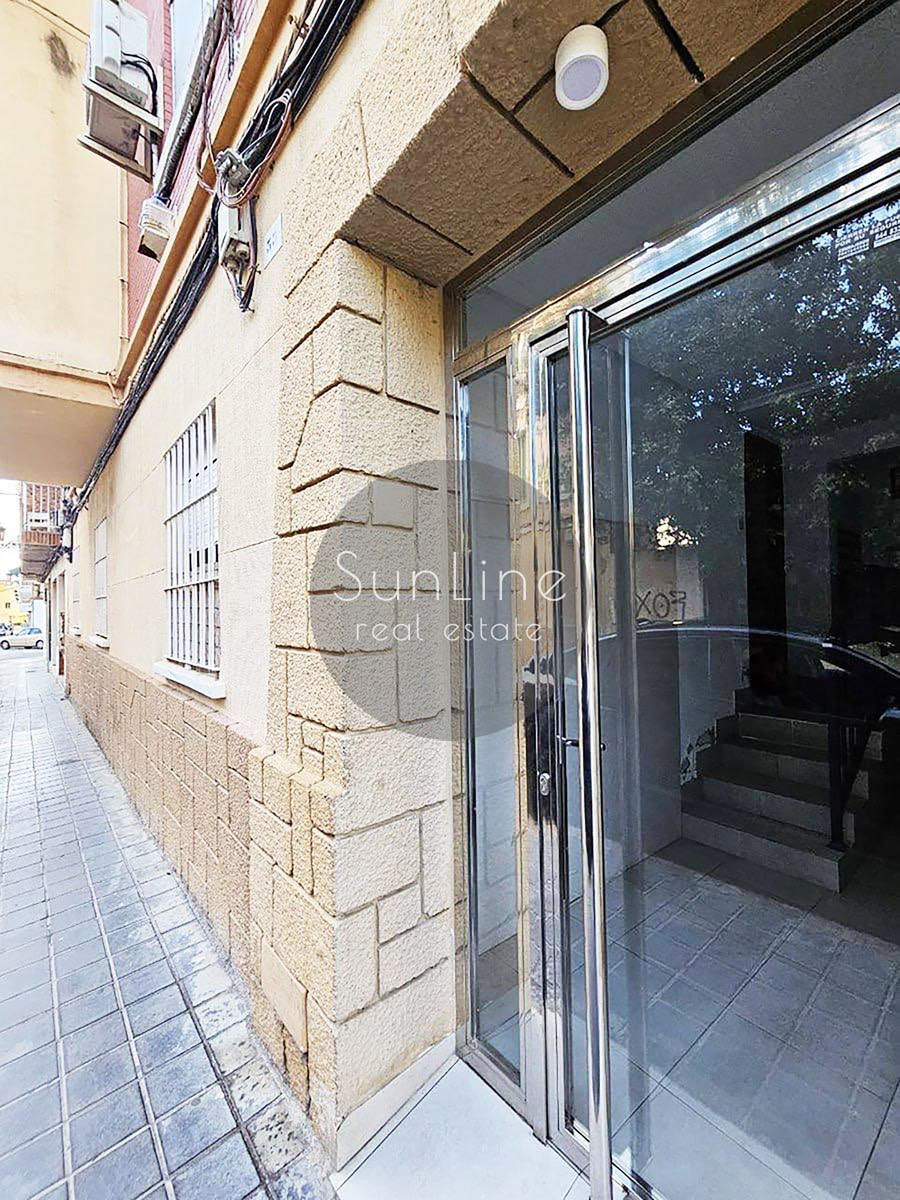 Bright and stylish apartment in Benimámet. 60 m² with furniture and elevator just steps from the metro
