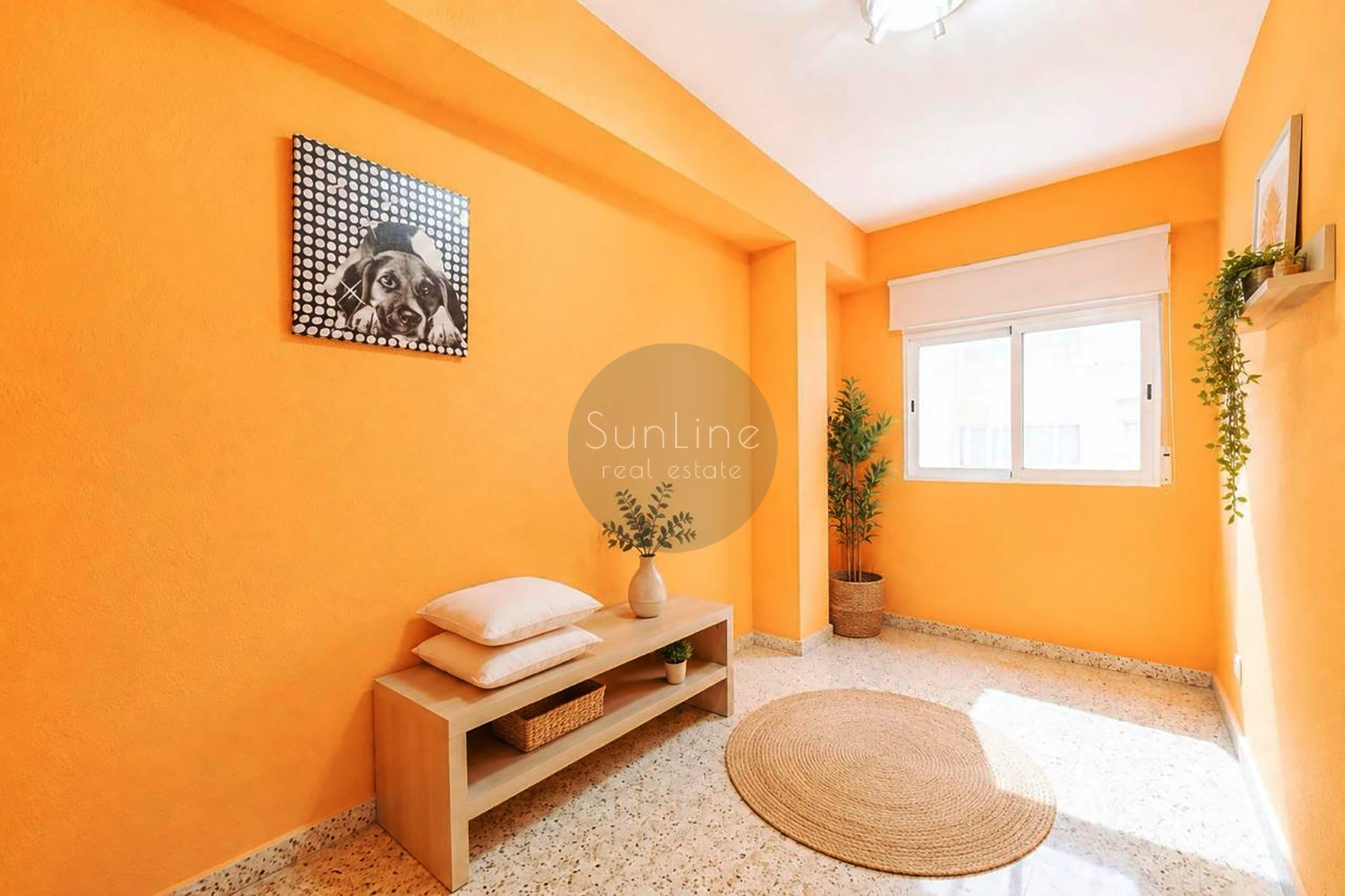 Bright 100 m² apartment with 4 bedrooms, balcony and elevator